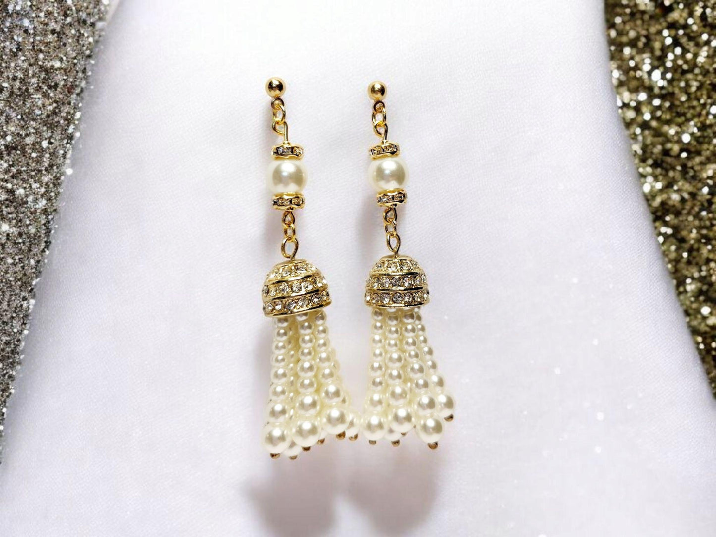 Vintage Sytle Pearl Tassle Earrings in Gold