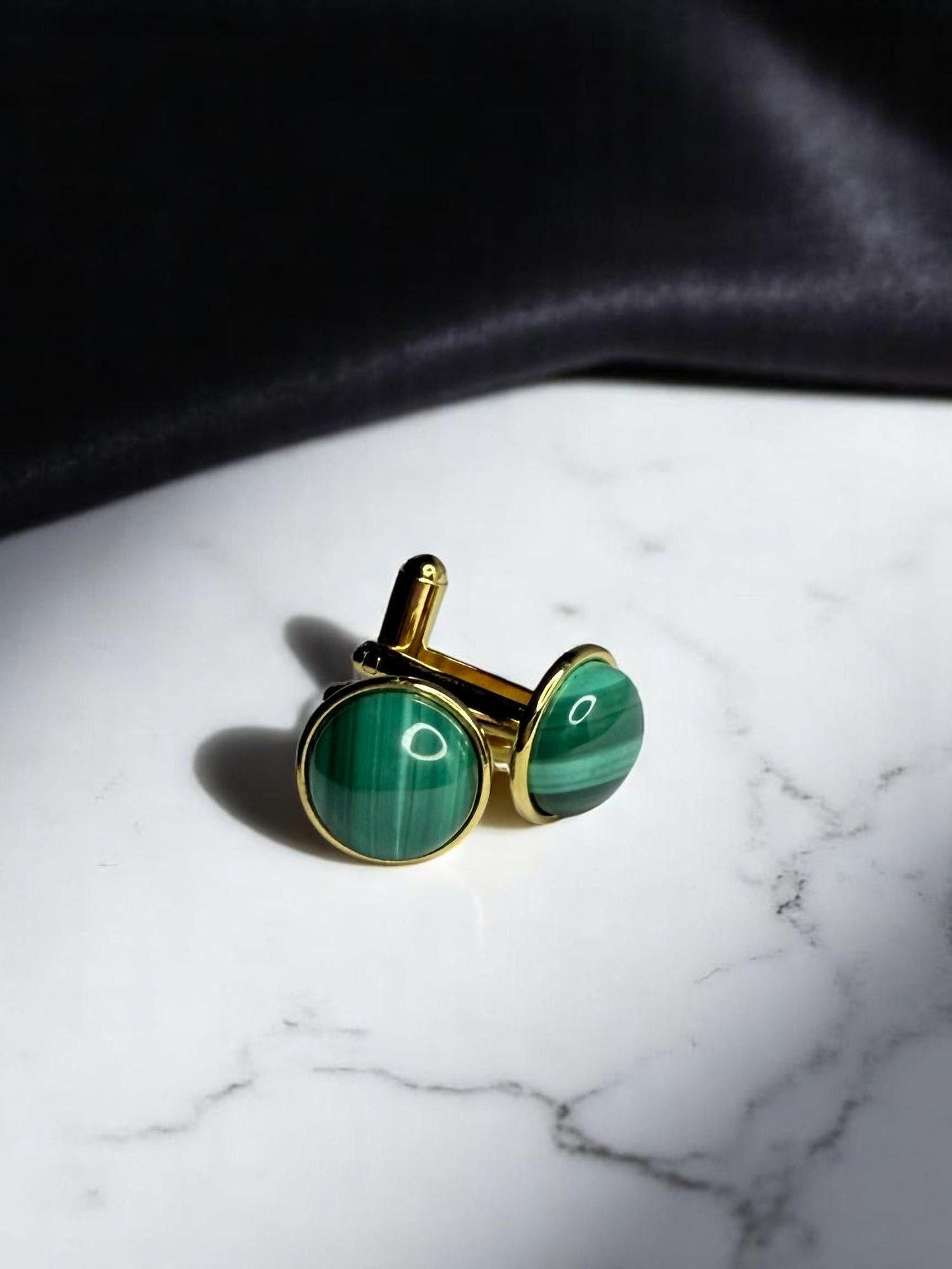 Gold Cuff Links, Malachite (gemstone)