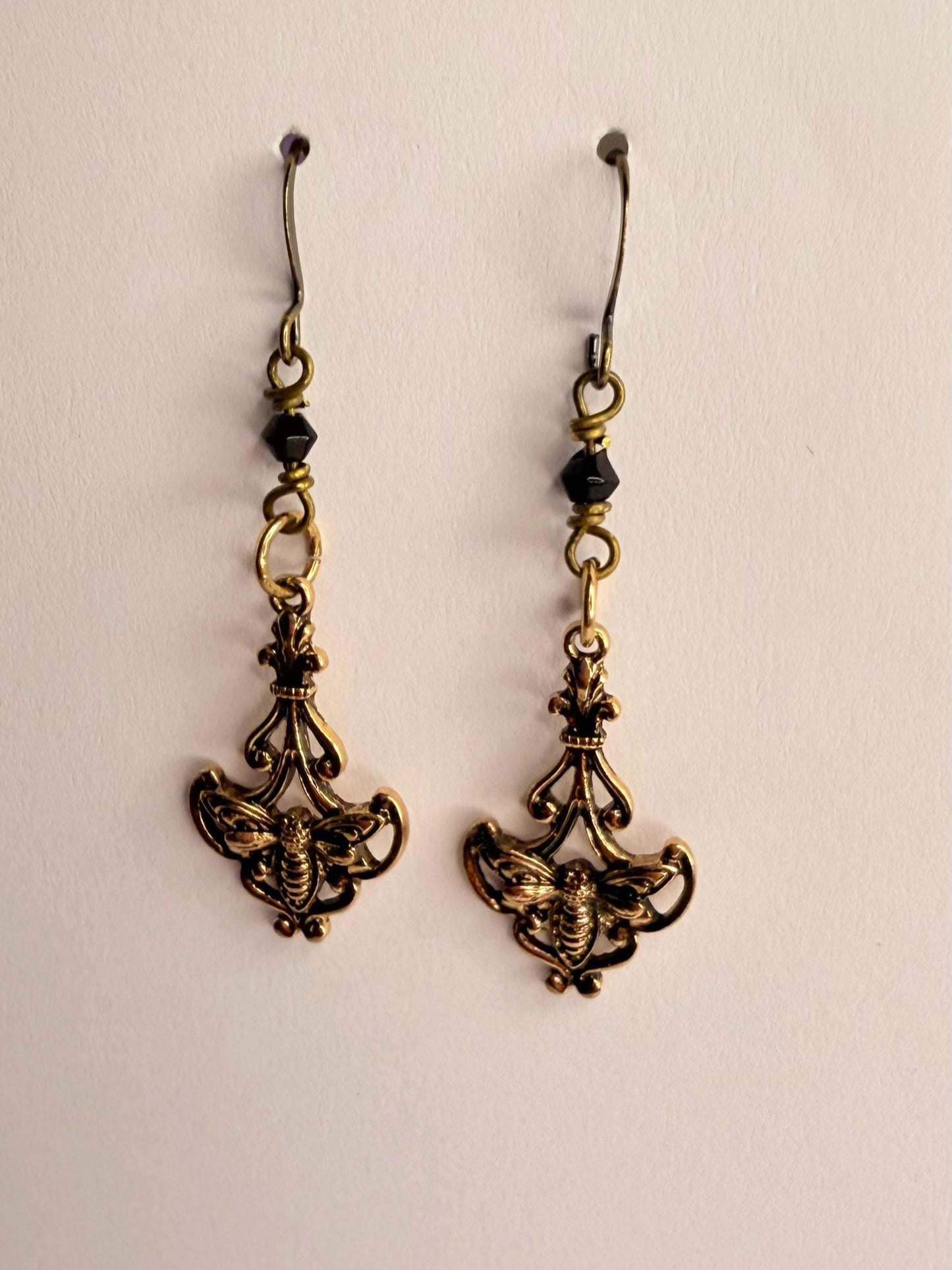 Vintage Style Antiqued finish Bee Dangle Earrings with Jet Gemstone Bicone