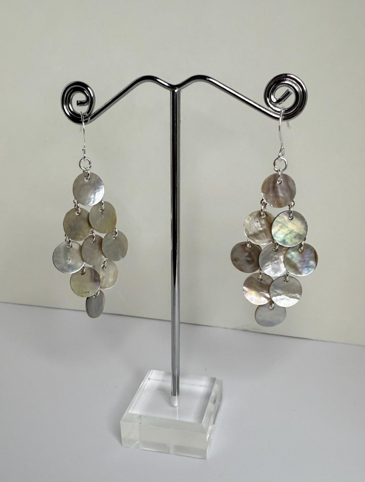 Chandlier Mussell Shell Earrings