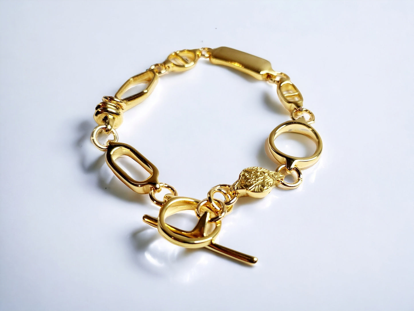 Modern Geometric 24kt gold plated link bracelet with toggle clasp