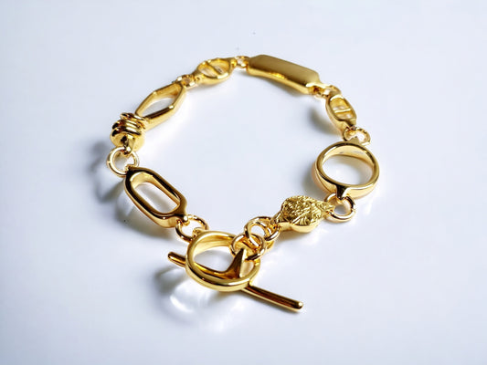 Modern Geometric 24kt gold plated link bracelet with toggle clasp