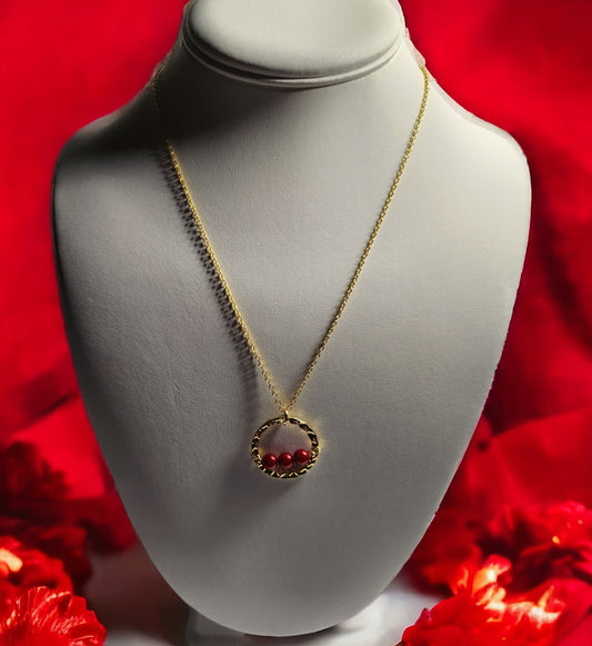 Red Pearl bar on gold hammered circle pendant on 20inch gold plated curb chain necklace