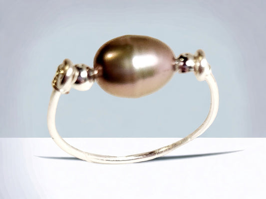 Cultured Freshwater Peacock pearl ring, silver plated, 5-6mm rice pearls