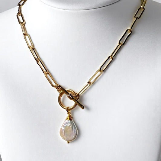 Teardrop Pearl Pendant Necklace – Gold Paperclip Chain with Front Toggle Clasp