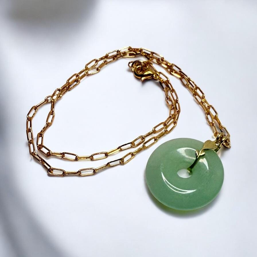 Gold Paperclip Chain Necklace with Green Aventurine Donut Pendant – 18"