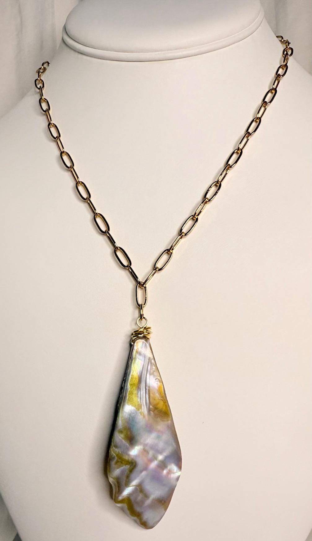 Stunning Mother-of-Pearl Leaf Pendant on gold tone paperclip chain