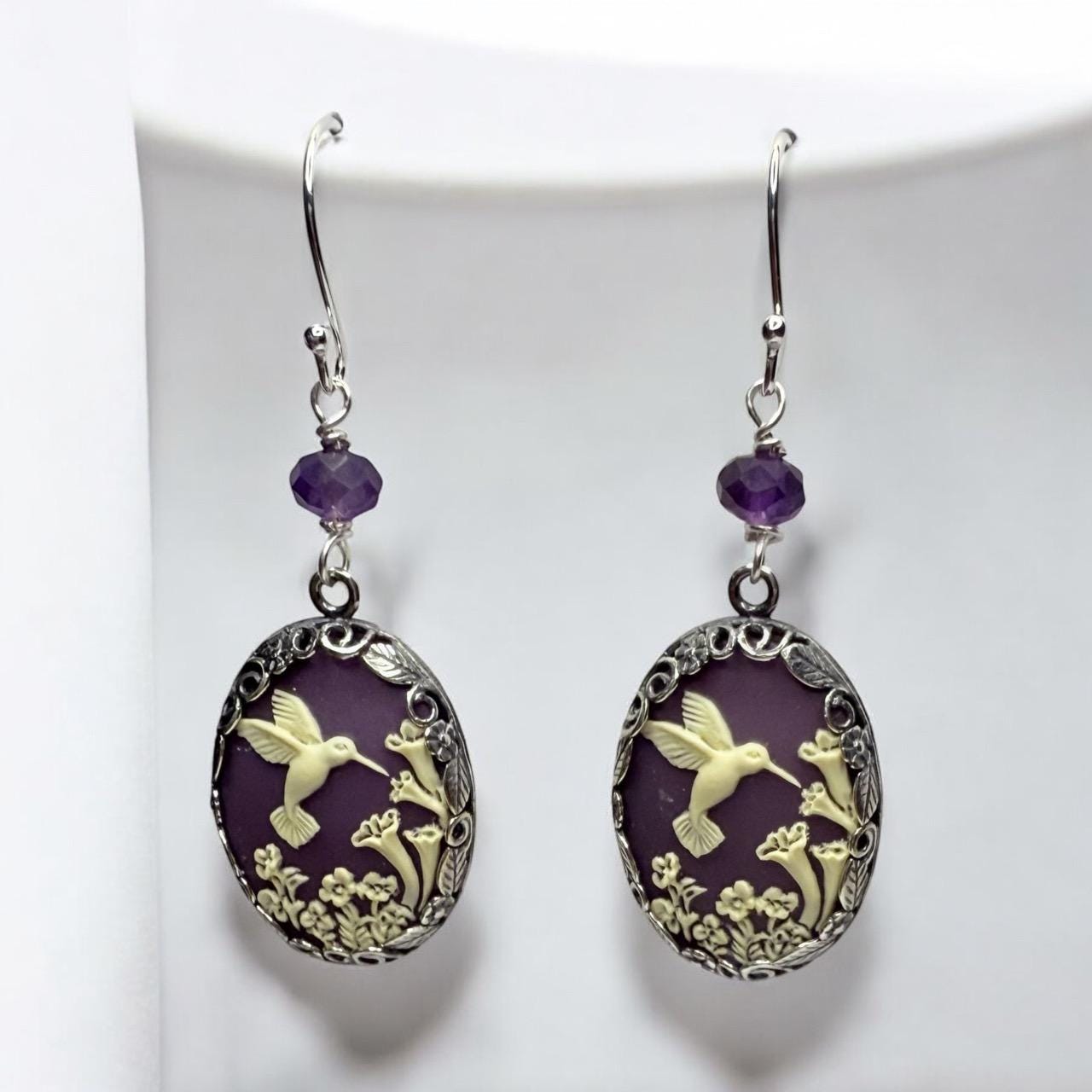 Hummingbird Lucite Cabochon in floral bezel setting with Ameythst (natural) accents