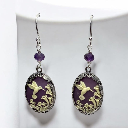 Hummingbird Lucite Cabochon in floral bezel setting with Ameythst (natural) accents